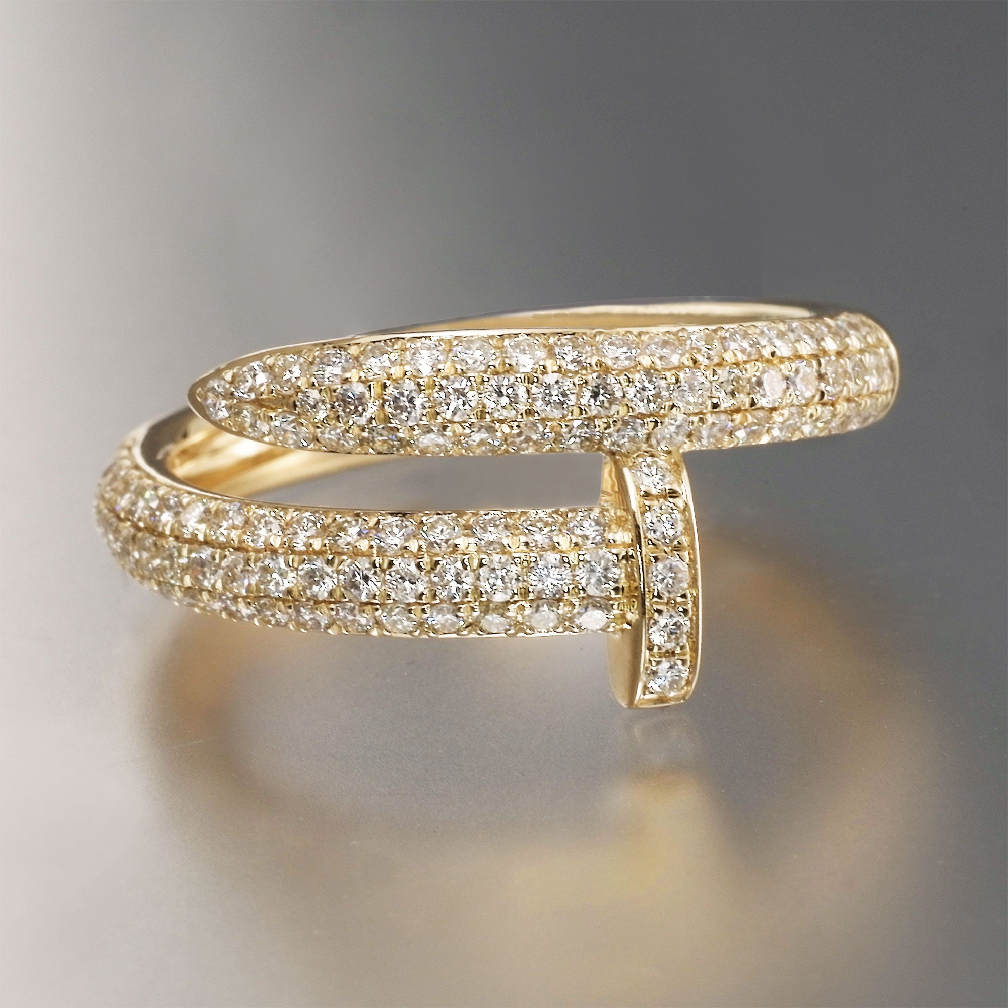 YELLOW TWISTED NAIL DIAMOND RING