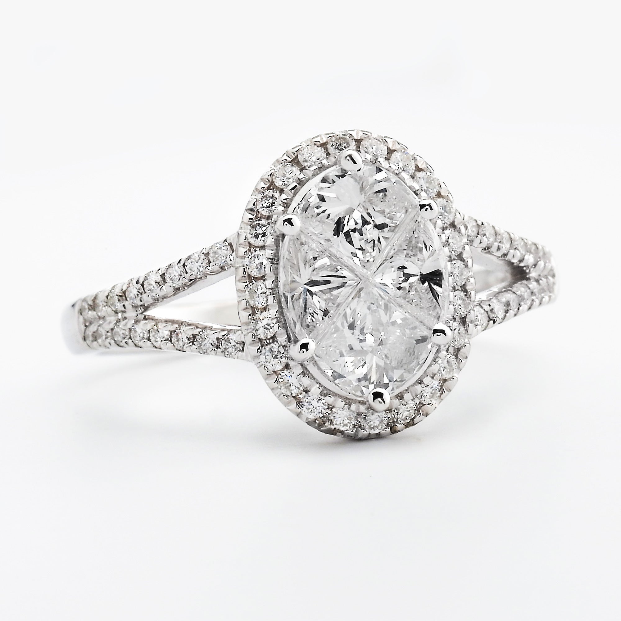 Invisible set oval halo