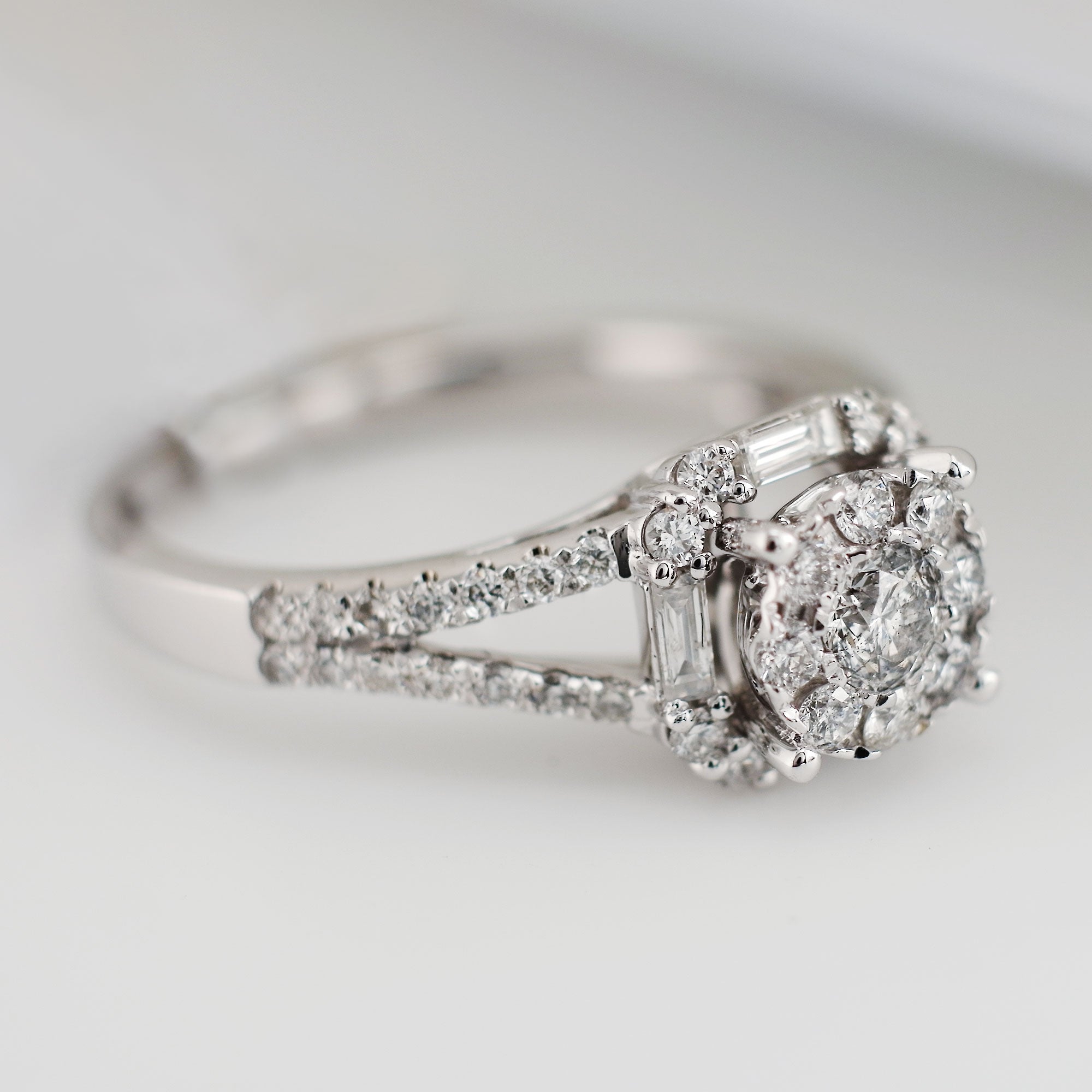 CLUSTER DIAMOND ENGAGEMENT RING